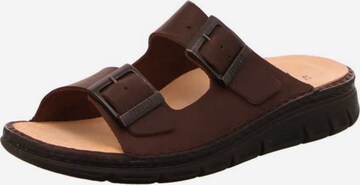 Finn Comfort Mules in Brown: front