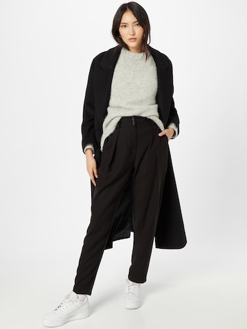 ABOUT YOU Loose fit Pleat-Front Pants 'Alina' in Black