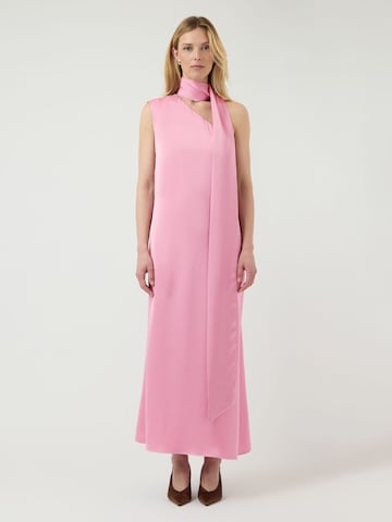 Robe YAS en rose : devant