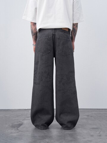 VAMOS CLO Loose fit Trousers 'Deer Park' in Grey