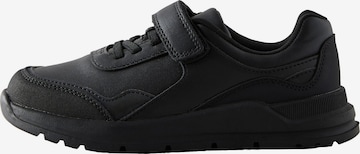 Next Tennarit värissä musta: etupuoli