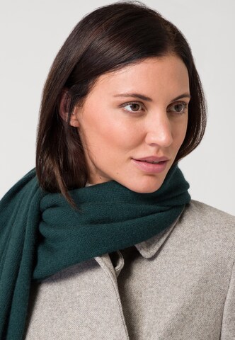 Style Republic Scarf in Green