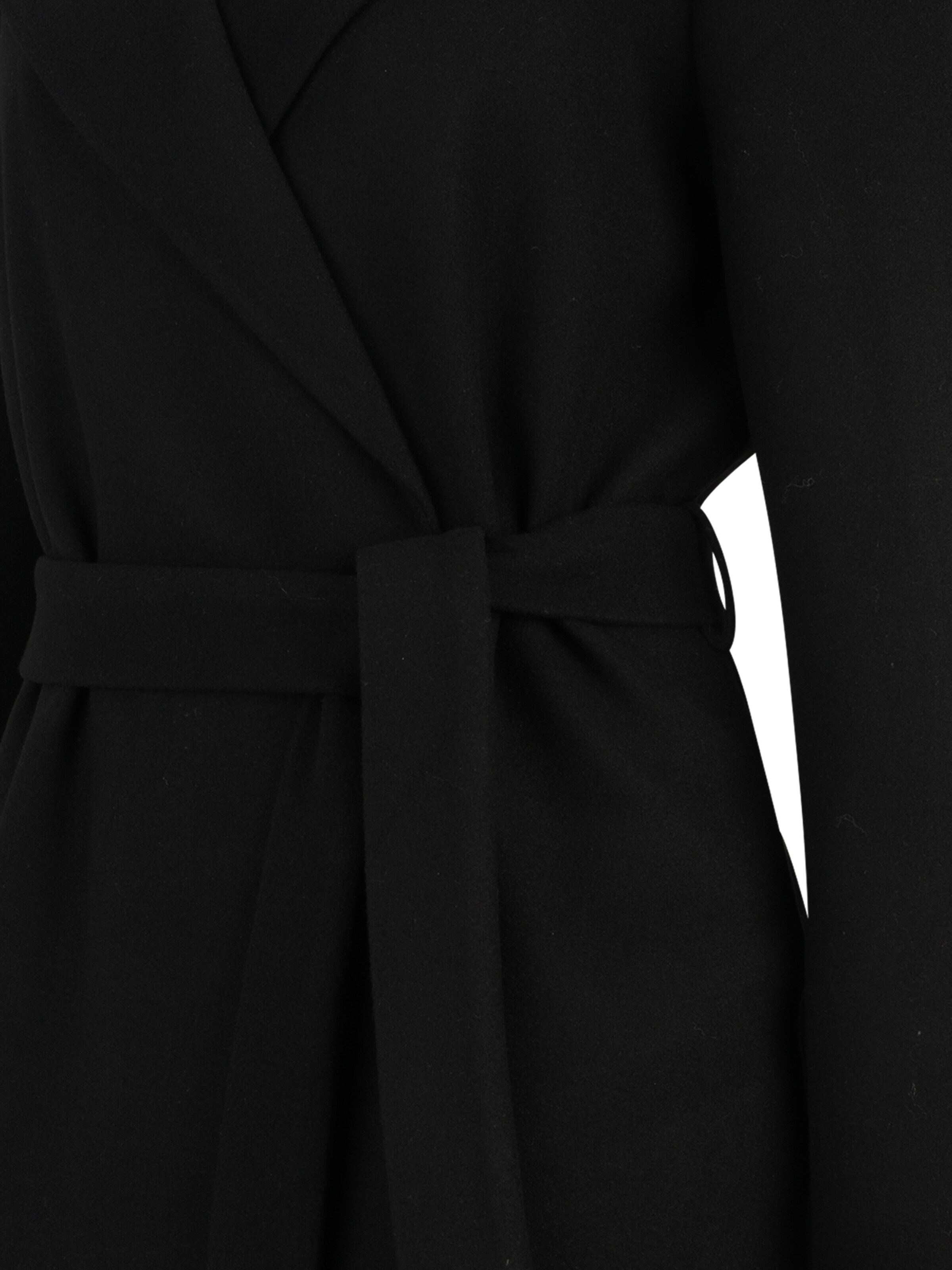 Only Tall Overgangsfrakke 'ONLALVILDA' i sort