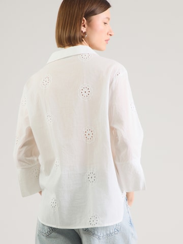 Camicia da donna 'Ma44rta' di Hailys in bianco