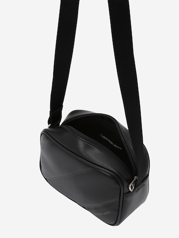 Borsa a tracolla di Calvin Klein Jeans in nero