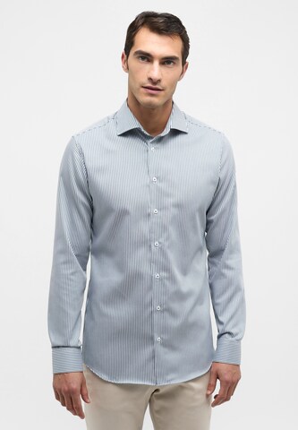 ETERNA Slim fit Business Shirt in Green: front