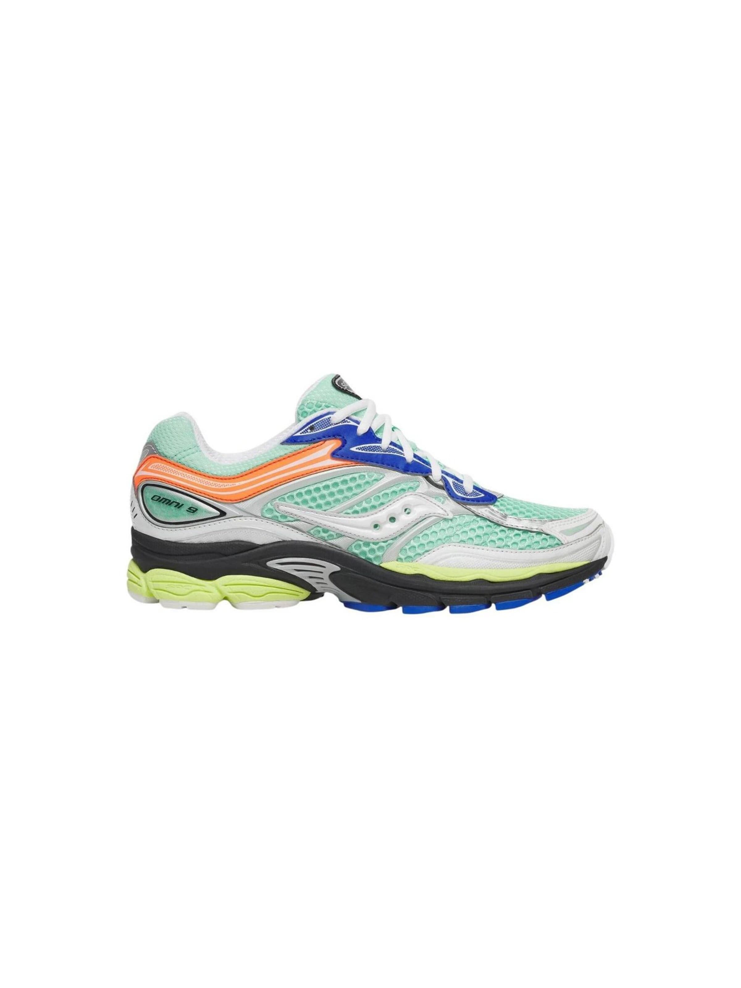 Sneaker bassa 'PROGRID OMNI 9 UNISEX S101245-1091' di saucony in verde: frontale
