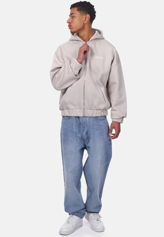 Dropsize Zip-Up Hoodie in Grey