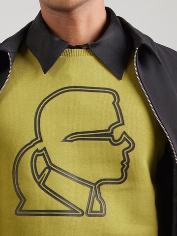 Karl Lagerfeld Свитшот в Зеленый