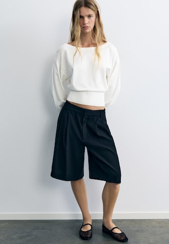 Pulover de la Pull&Bear pe bej