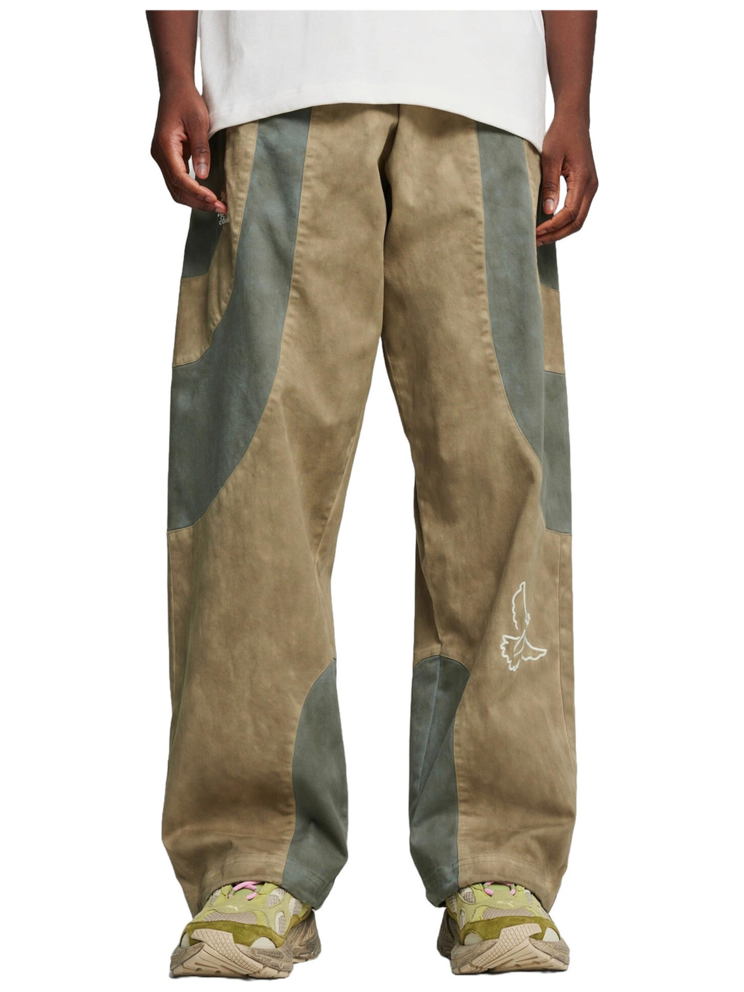 PUMA - regular Pantalón deportivo 'Puma X Kidsuper Track Pants' en beige: frente