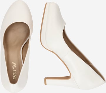 ABOUT YOU Pumps 'Annika' in White