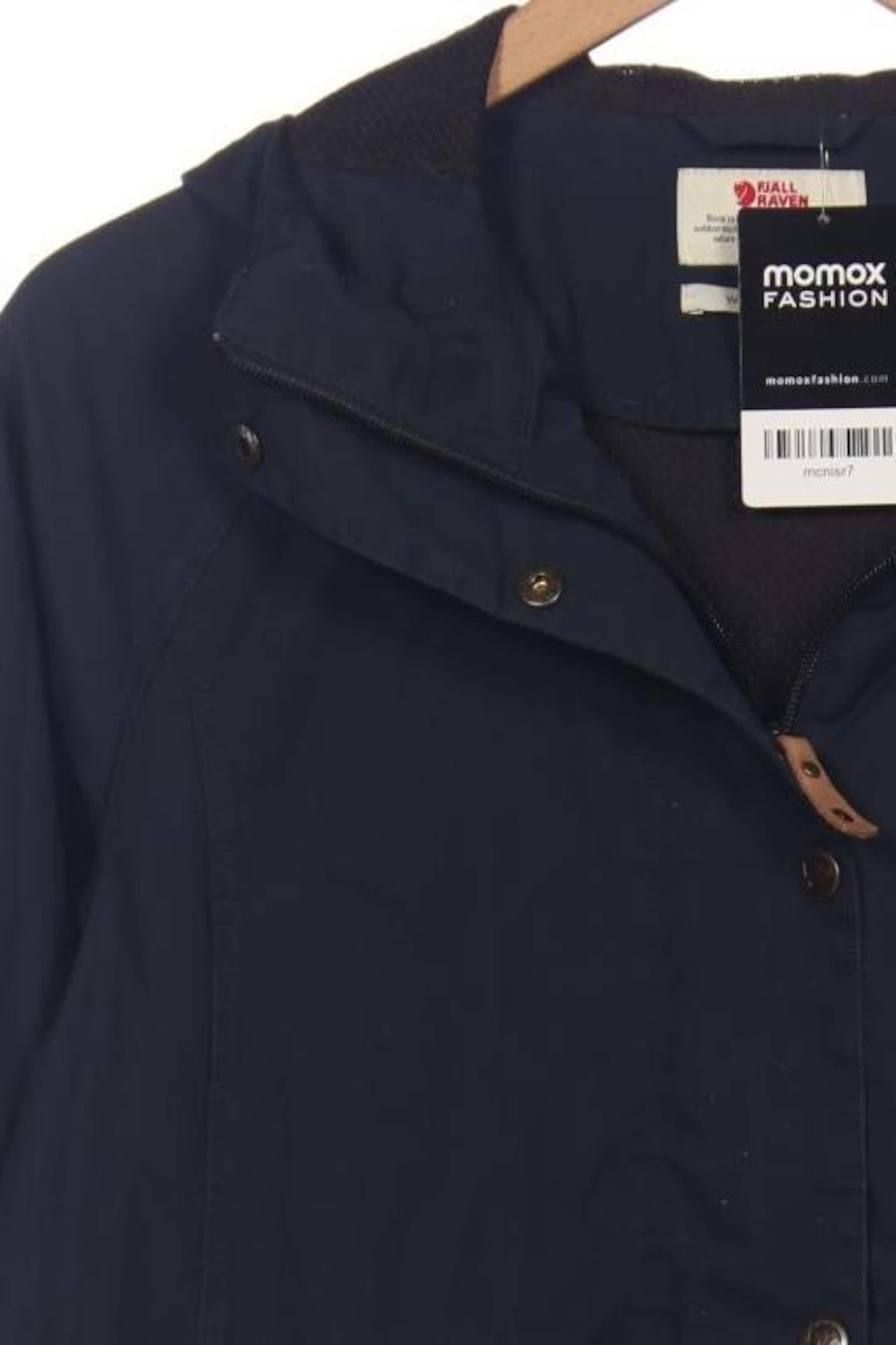 Fjällräven Jacket & Coat in XXS in Green