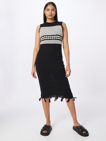 Dorothy Perkins Knitted dress in Black