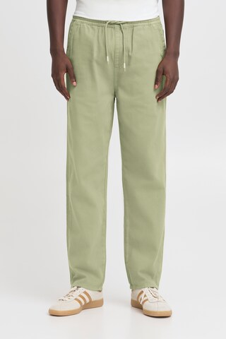 BLEND Loosefit Jeans in Grün: Vorderseite