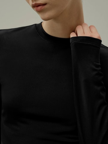 Lilysilk - Camiseta 'Seide Breeze Jersey Sensibles Top' en negro