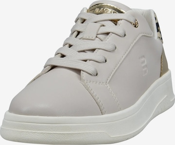 TT. BAGATTNiske tenisice - bijela boja: prednji dio