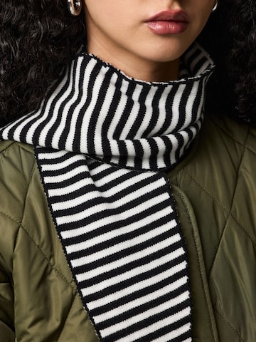 PIECES Sjal 'PCKomma' i sort