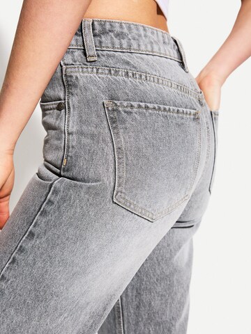 Bershka Wide leg Jeans in Grey