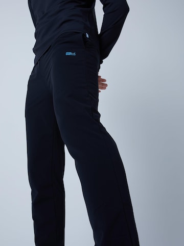 SPORTKIND - Slimfit Pantalón deportivo 'Slim Training Pants' en negro
