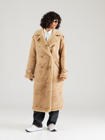 TOPSHOP Winter Coat in Beige: front