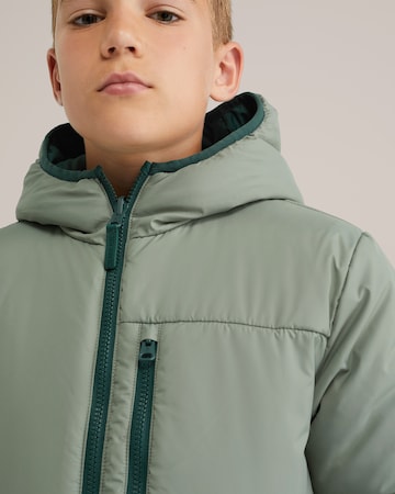 WE Fashion Демисезонная куртка в Зеленый
