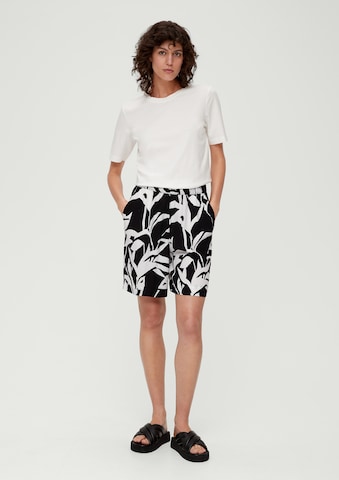 s.Oliver Loose fit Trousers in Black