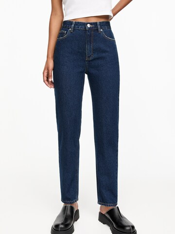 Pull&Bear Regular Jeans i blå: framsida