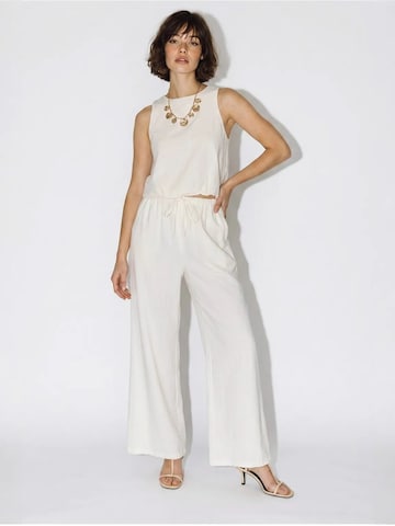 Bianco Lucci Jumpsuit in Weiß: Vorderseite