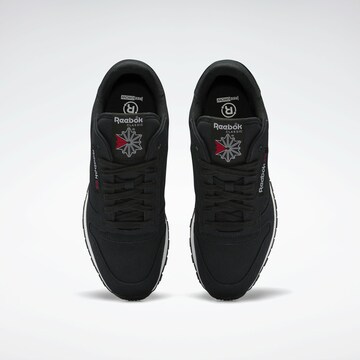 Sneaker bassa 'Classic Leather' di Reebok in nero