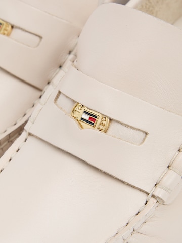 TOMMY HILFIGER Slip-ons in Beige