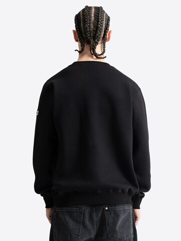 LONSDALE Sweatshirt 'Haighton' in Black