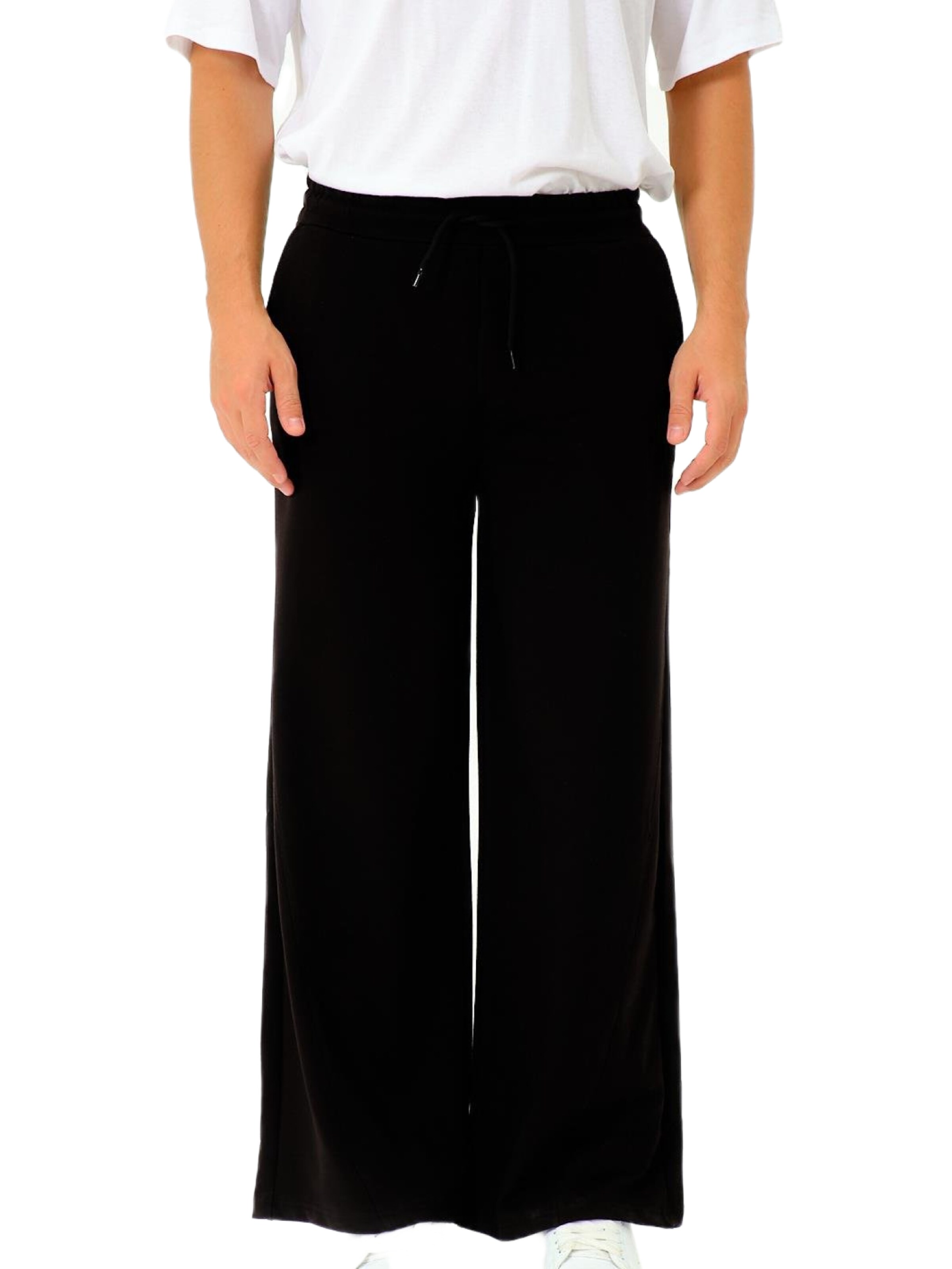 C&City Wide leg Trousers in Black: front