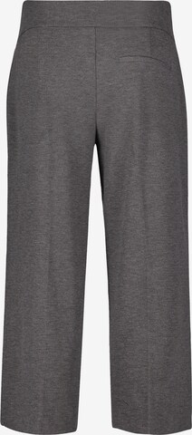 Loosefit Pantaloni con piega frontale di Cartoon in grigio