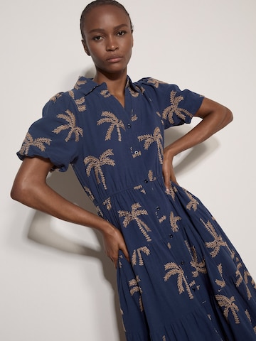 Robe ' ' Apricot en bleu