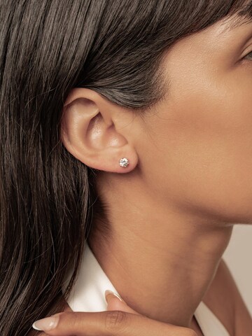 Hey Happiness Oorbellen 'Diamond Gemstone' in Goud: voorkant