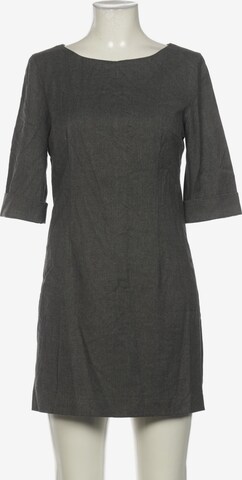 Caroll Dress in M in Grey: front