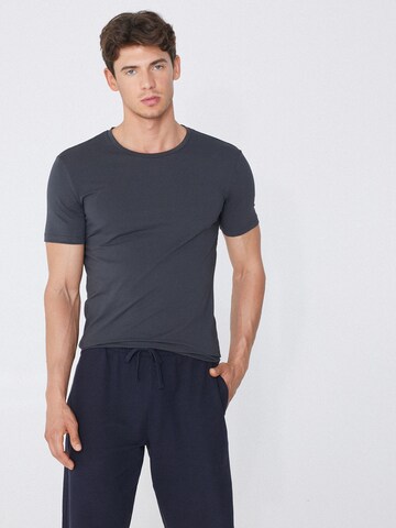 Tezenis Undershirt in Grey