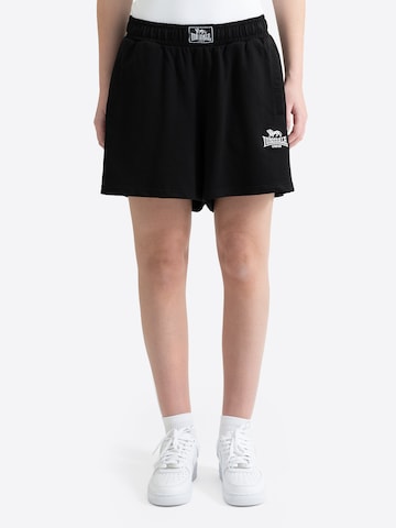 LONSDALE Regular Housut 'Bellshill' värissä musta: etupuoli