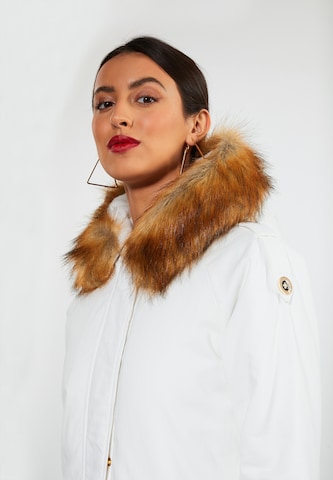 faina - Parka de inverno em branco