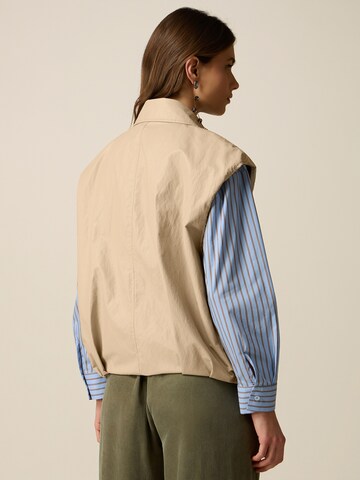 Giacca di mezza stagione di oltre in beige