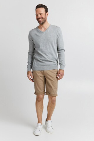 FQ1924 - regular Pantalón chino 'Rover' en beige