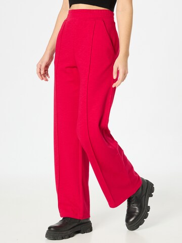 UNITED COLORS OF BENETTON Loosefit Kalhoty s puky – červená: přední strana
