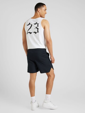 NIKE regular Παντελόνι φόρμας 'VCTRY' σε μαύρο