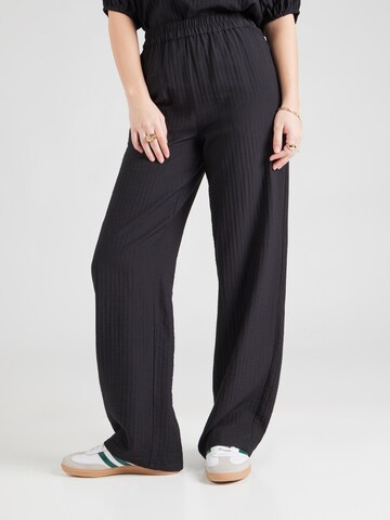 VILA Loose fit Trousers 'VIClo' in Black: front