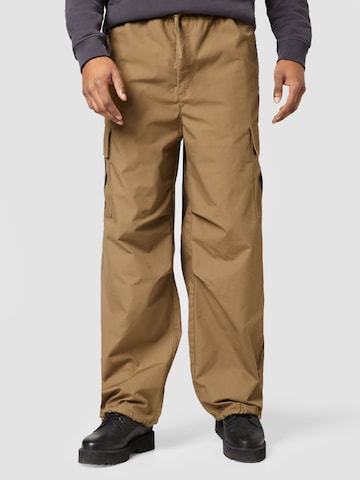 WEEKDAY Wide leg Cargo Pants in Green: front