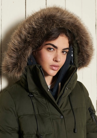 Superdry Parka in Grün