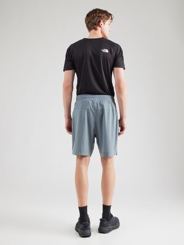 Regular Pantalon outdoor 'Massone' MAMMUT en gris