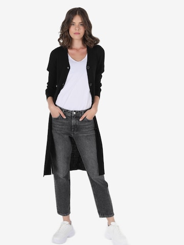 Colin's Strickjacke in Schwarz: Vorderseite