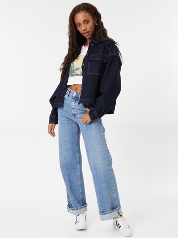 LEVI'S ® Μπλουζάκι 'Graphic LS Crop Reese' σε λευκό